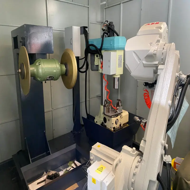 Robot deburring machine .jpg